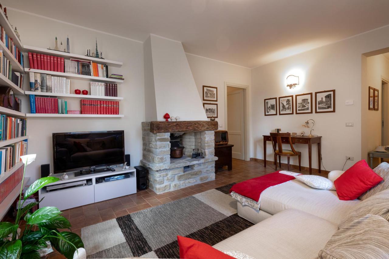 Altra Meta B&B Губбіо Екстер'єр фото