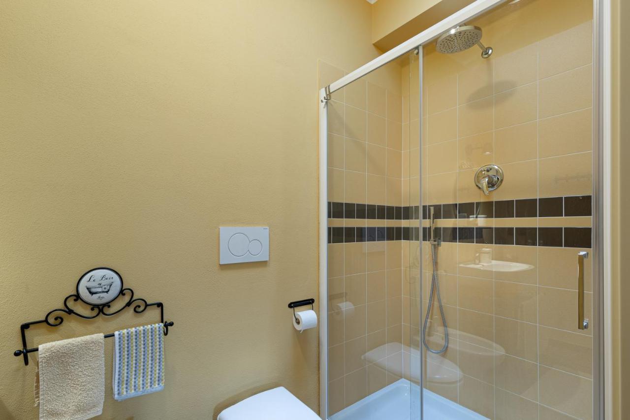 Altra Meta B&B Губбіо Екстер'єр фото